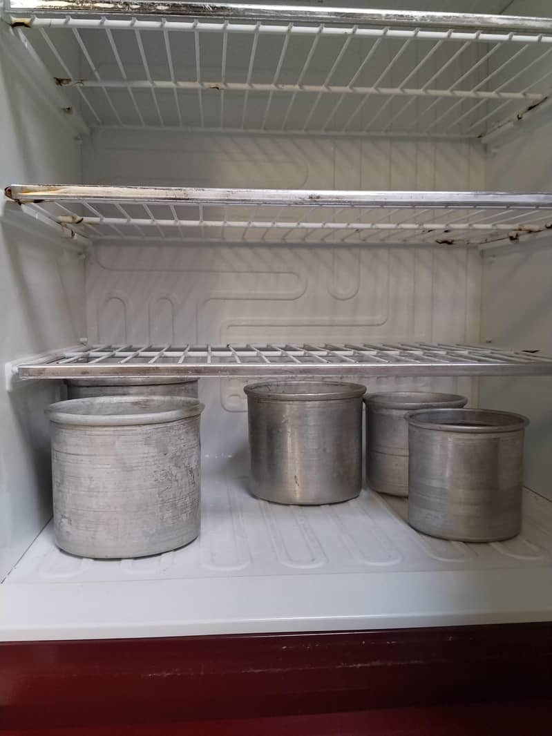 refrigerator 4