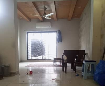 Canal Park House Sized 6 Marla For Rent