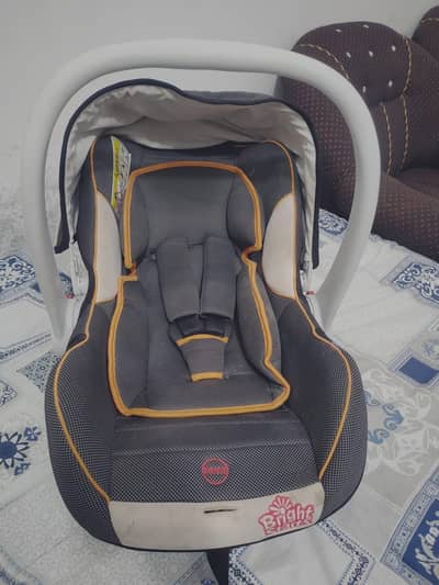 baby cot used just 1 month
