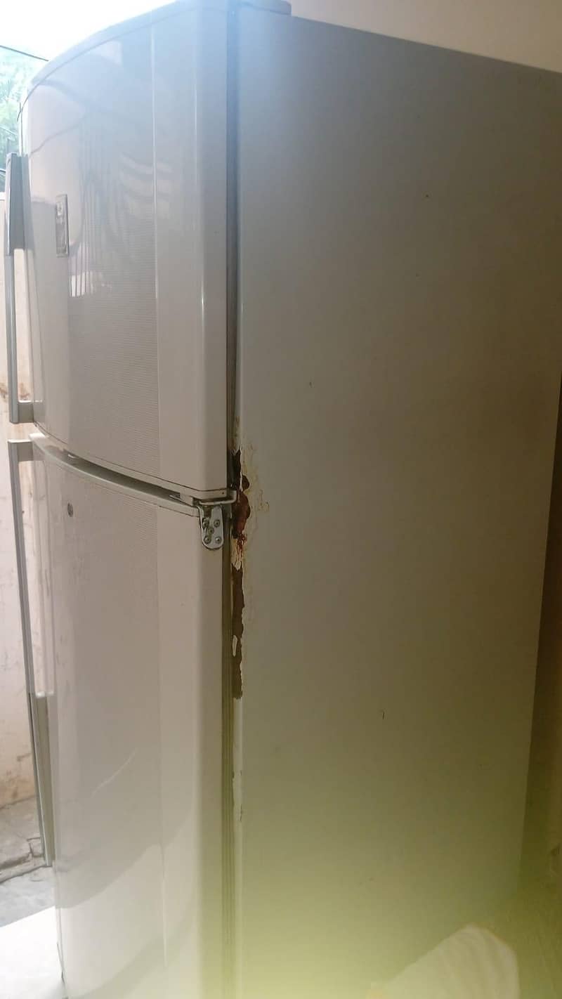 Refrigerator 1