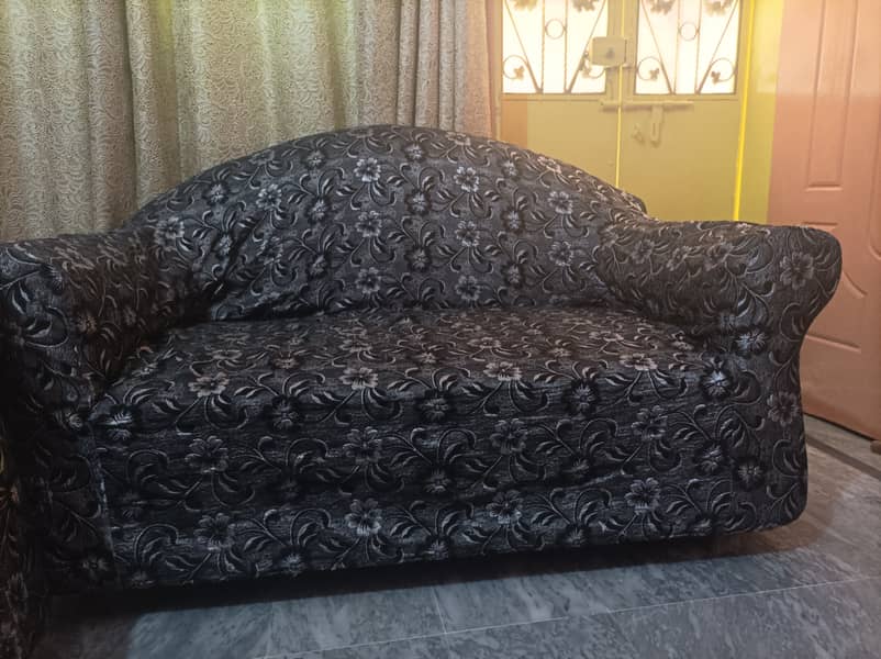 Good condition sofa set 2
