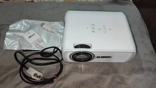 crenova projector Modal xpe 460