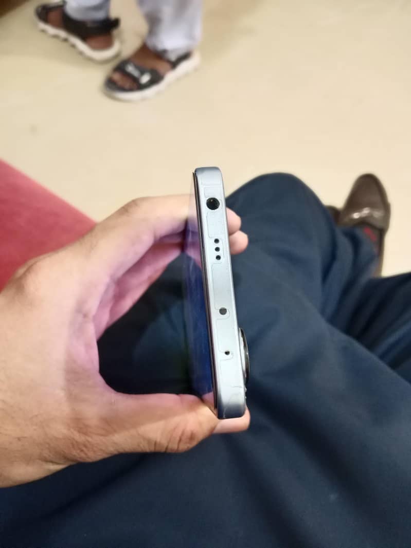 Redmi Note 13 4