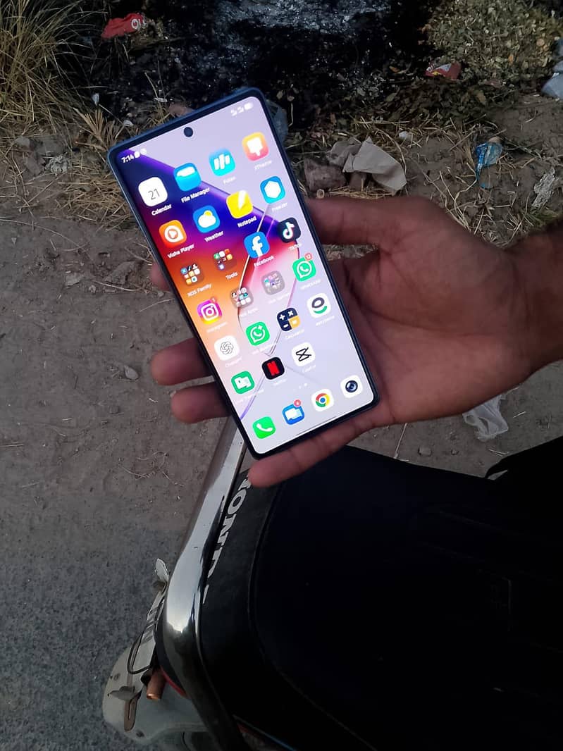 Note 40 excellent mobile 8