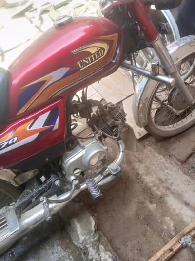 United 70cc
