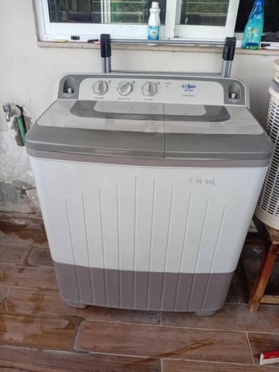 2 years used super asia wash and spin washing maching in excellent con