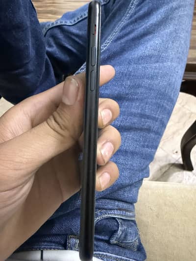 Apple iPhone SE