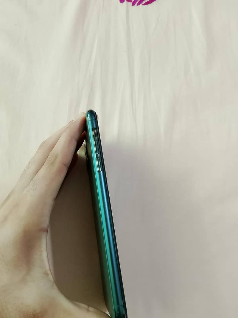 IPHONE 11 PRO MAX 3