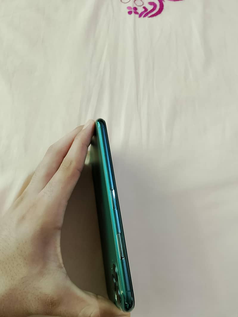 IPHONE 11 PRO MAX 5