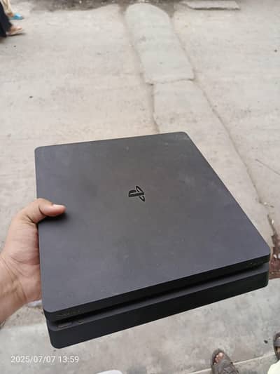 ps4 slim with arcade stickes