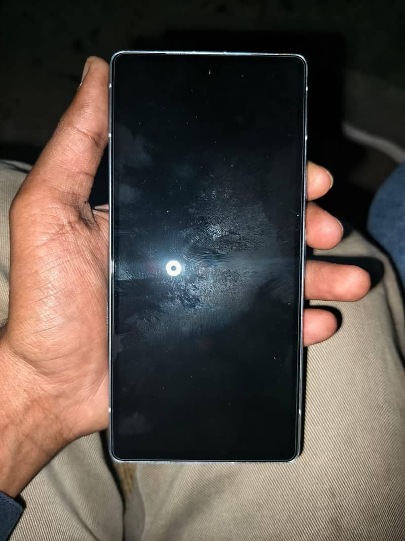 Google pixel 7a 3