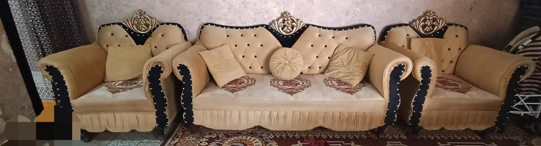 5 Seater Sofa Set For Sale - Like New Condition