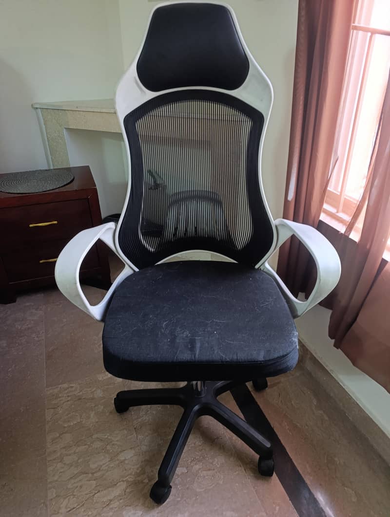 study/computer chair 0