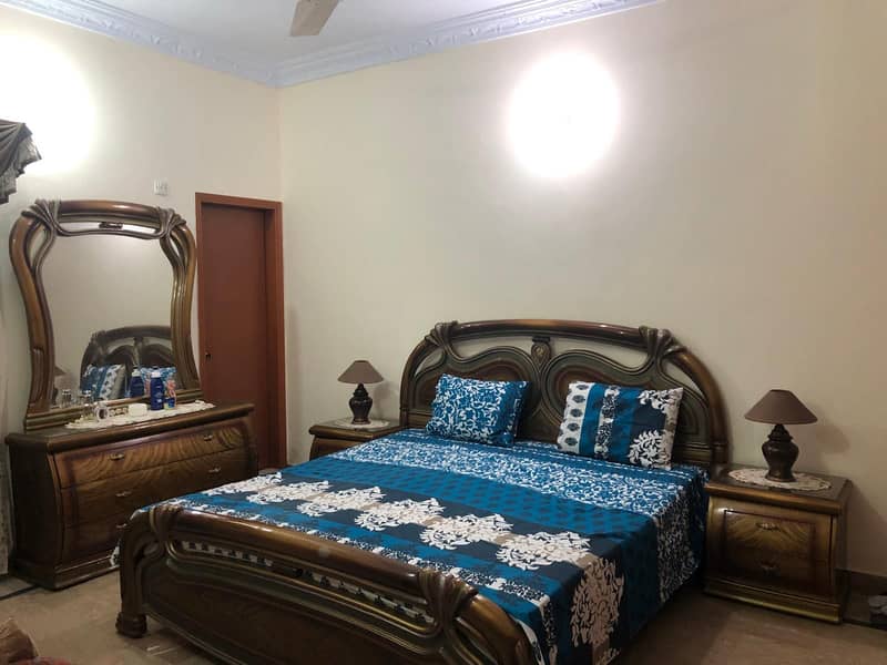 King Size Bed 2