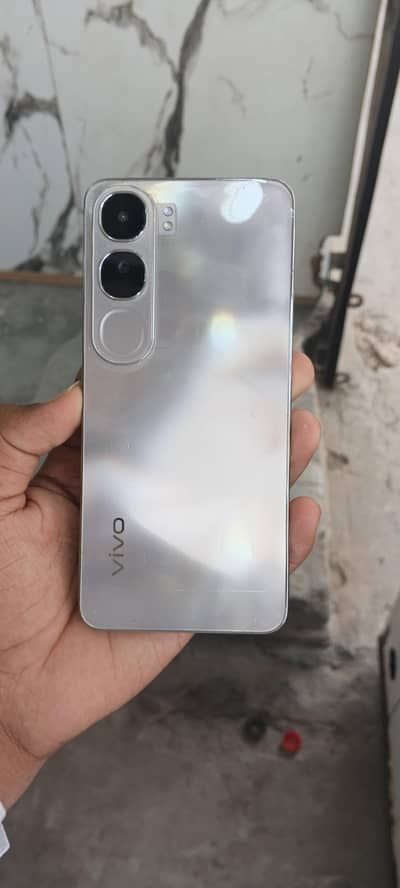 vivo y200 8/128