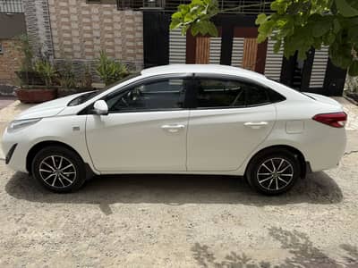Yaris 1.3 MT Ativ