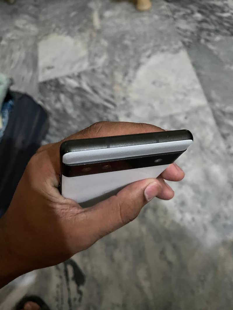 Google pixel 6a 5