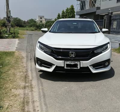 Honda Civic Turbo 2020 / 1st owner / total geniune paint / 16 KM AVG