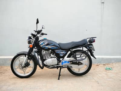 Suzuki GS 150 SE MODEL 2017 End gs 150 se Beter Than CG 125 YBR 125 gd