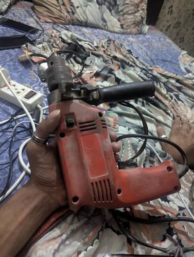 HEAVY DUTY DRILL MACHINE