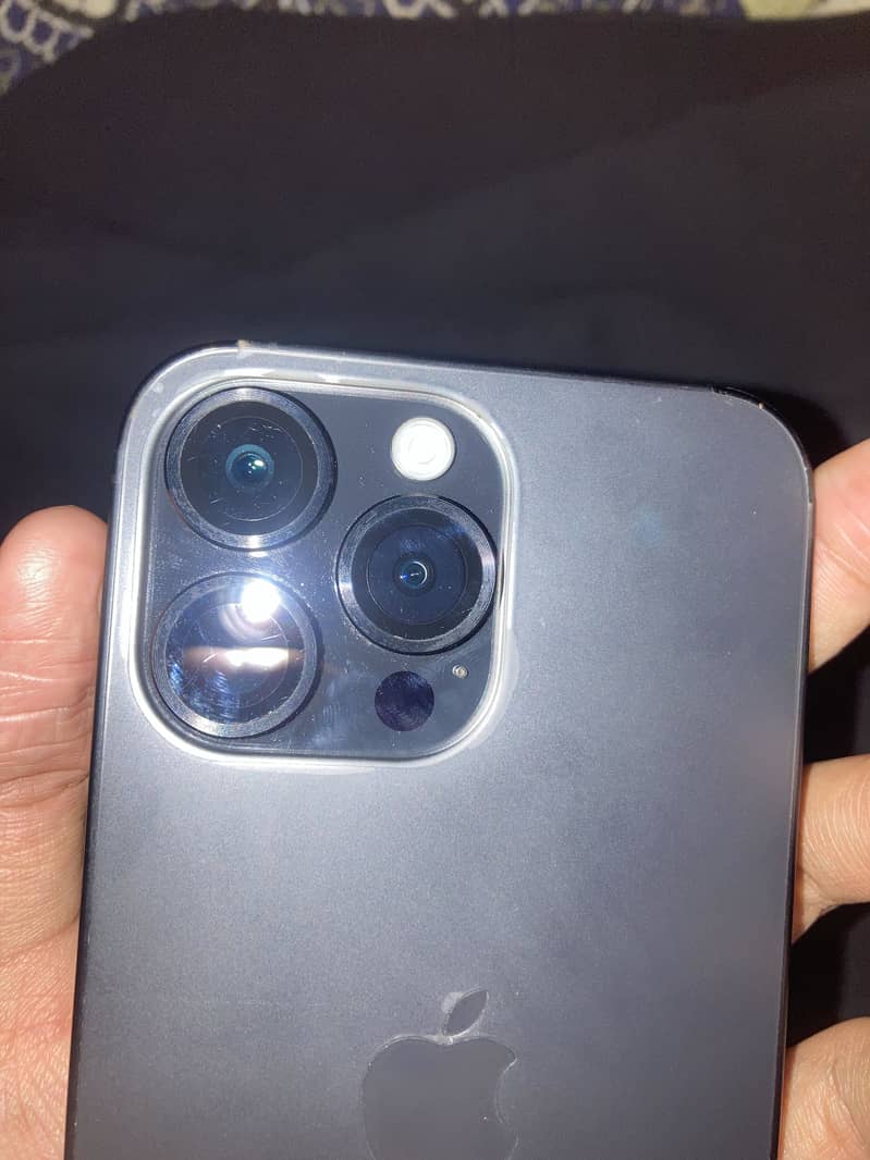 Apple iPhone 14 Pro Max 0