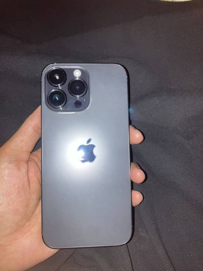 Apple iPhone 14 Pro Max 6