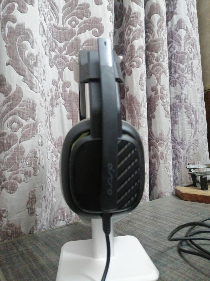 astro A10 2