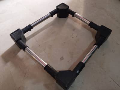 REFRIGERATOR STAND ADJUSTABLE