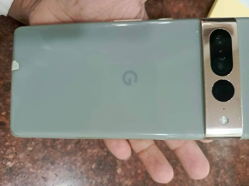 Google Pixel 7 Pro 4