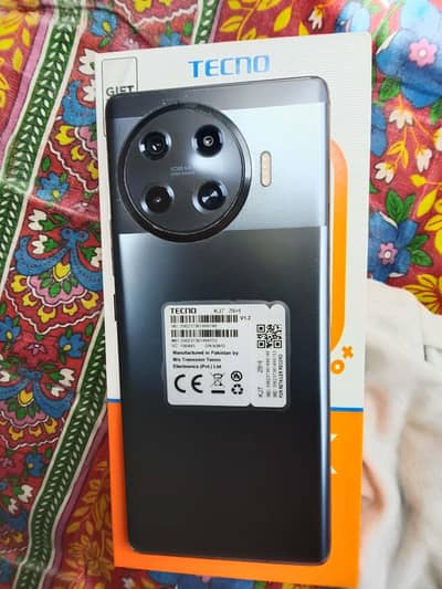 Tecno spark 20 pro plus