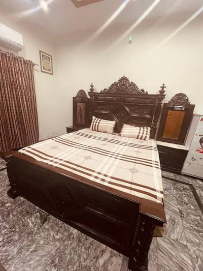 CHINIOTI FURNITURE SELLING