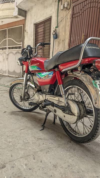 bike total ok enjan be thk ha tayer tayob be thk ha
