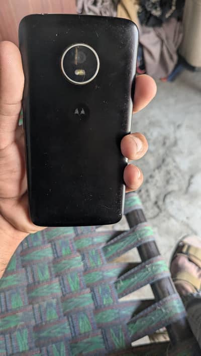 moto e4