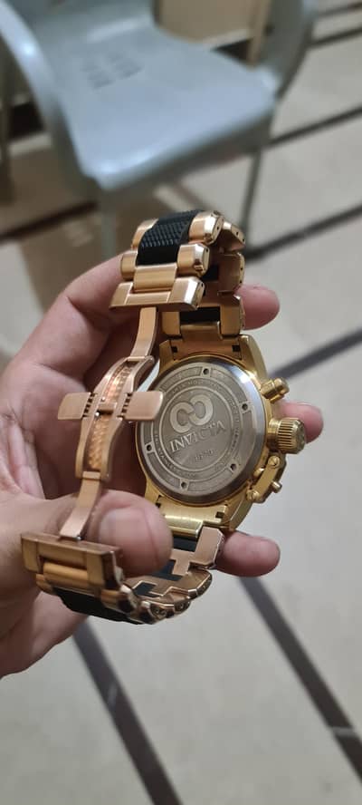 invicta two tone big dial heavy weight time watch