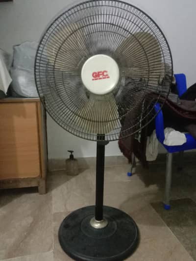 GFC Pedestal Fan