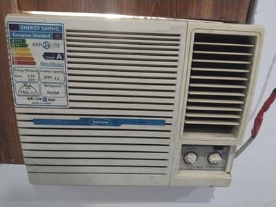 National Japanese Window Ac 0.75 Ton
