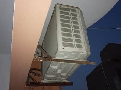 Orient split Ac 1 ton energy saver 0300 2565685