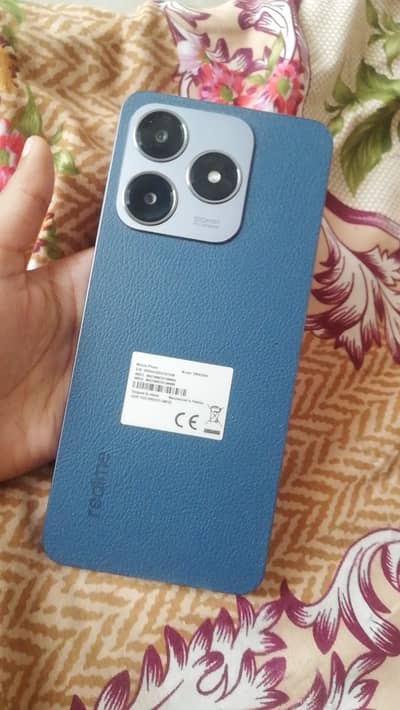 Realme C63
