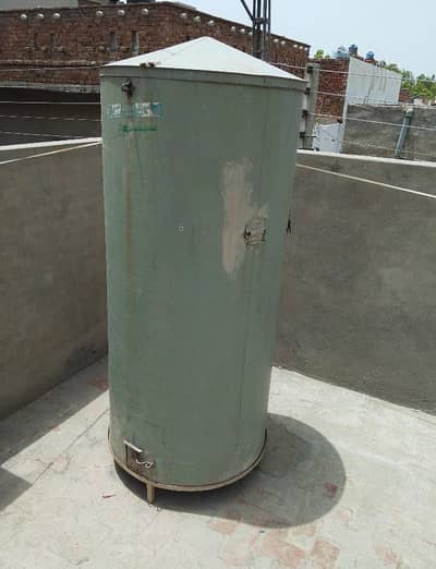 Parola or Bharola For Wheat Storage 25 Mann with Stand