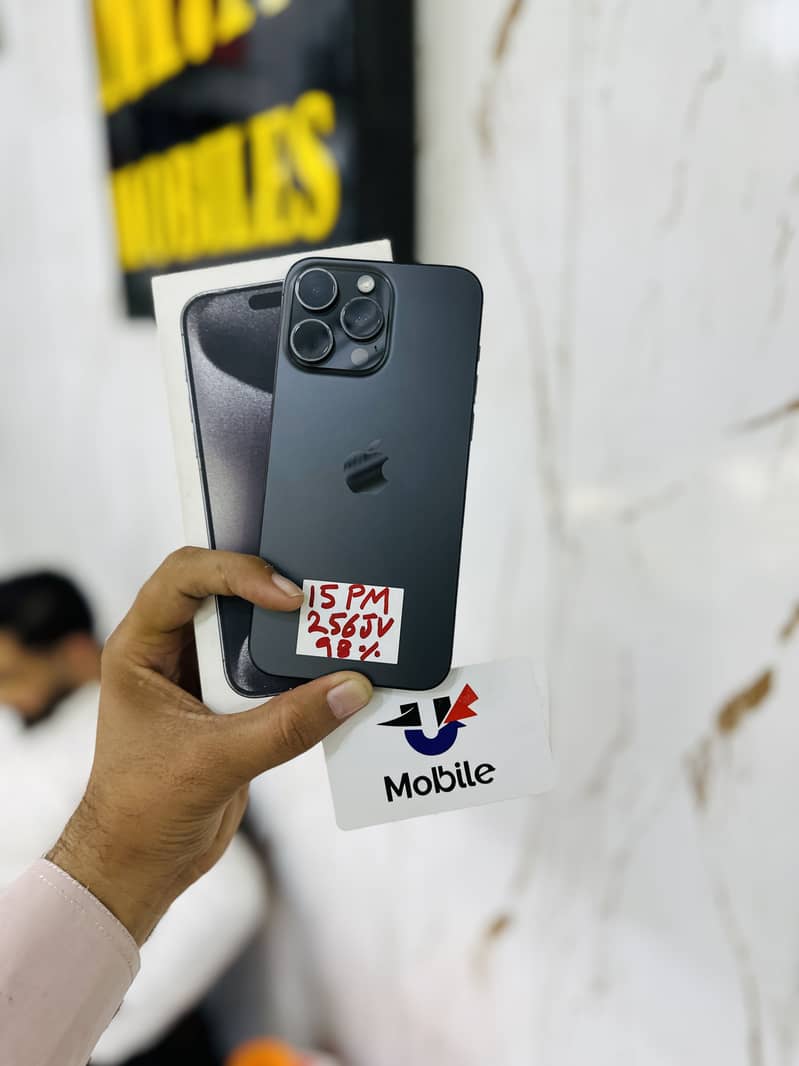 iPhone 15 pro max 0