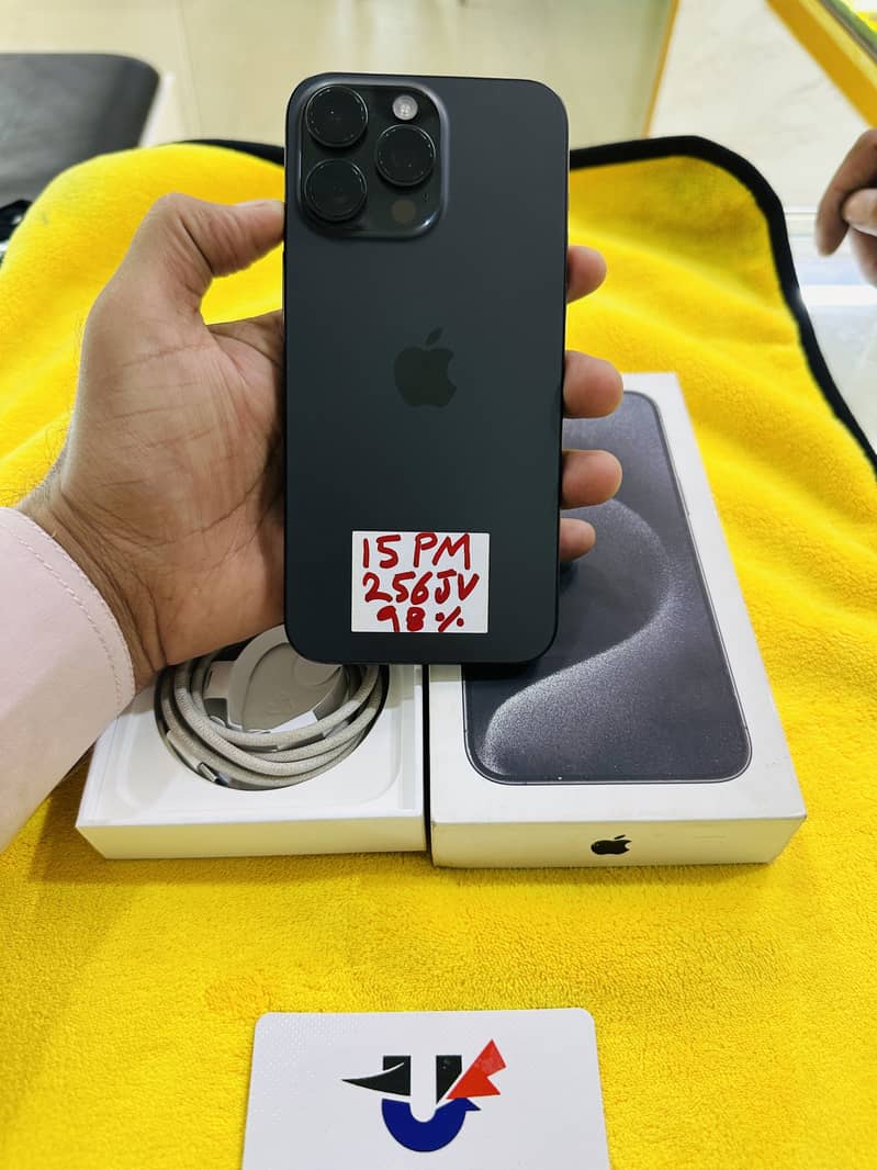 iPhone 15 pro max 2