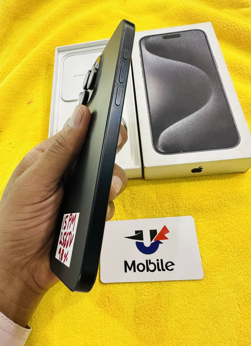 iPhone 15 pro max 6