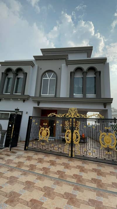 Brand New 10 Marla House Available For Sale In Lda Avenue Block J