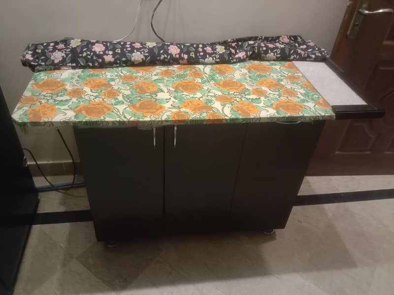 wardrobe 0