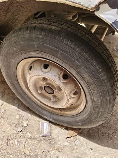 old alto rim tyre