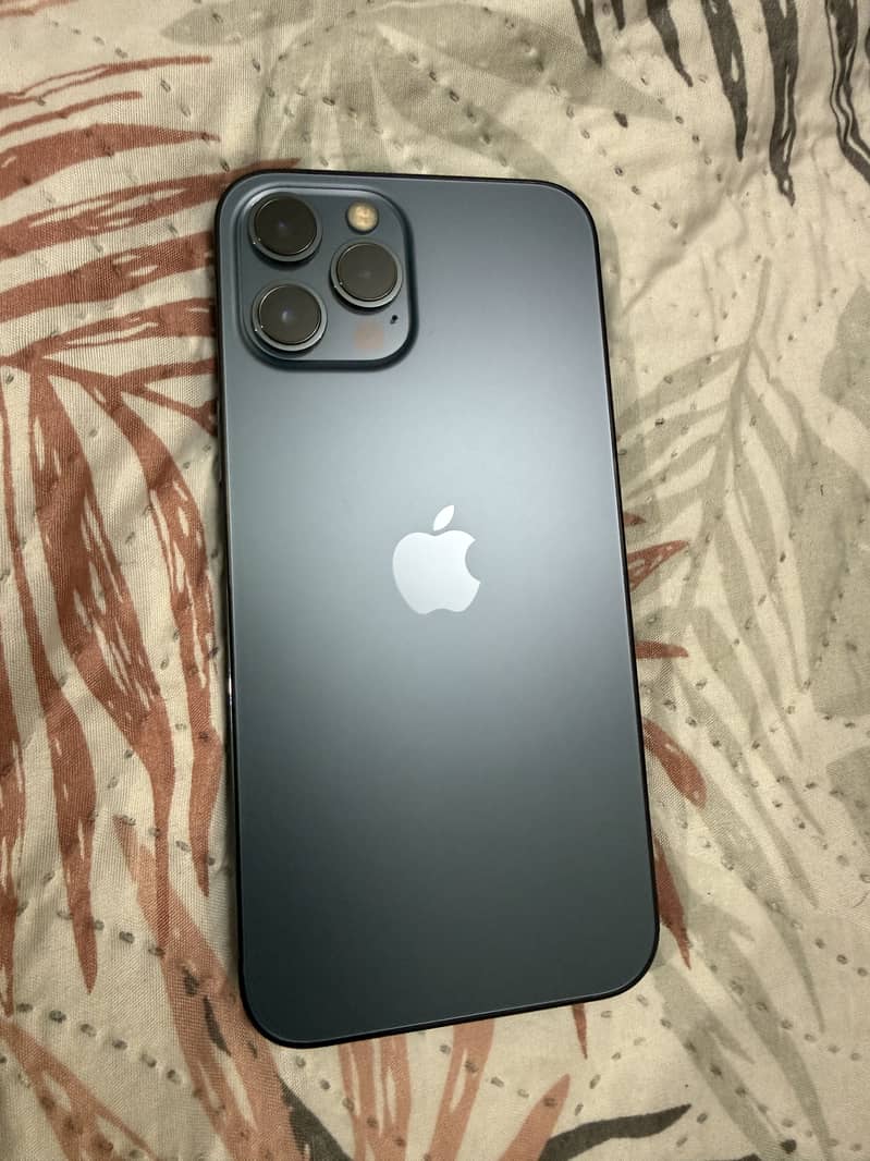 Iphone 12 pro max 2