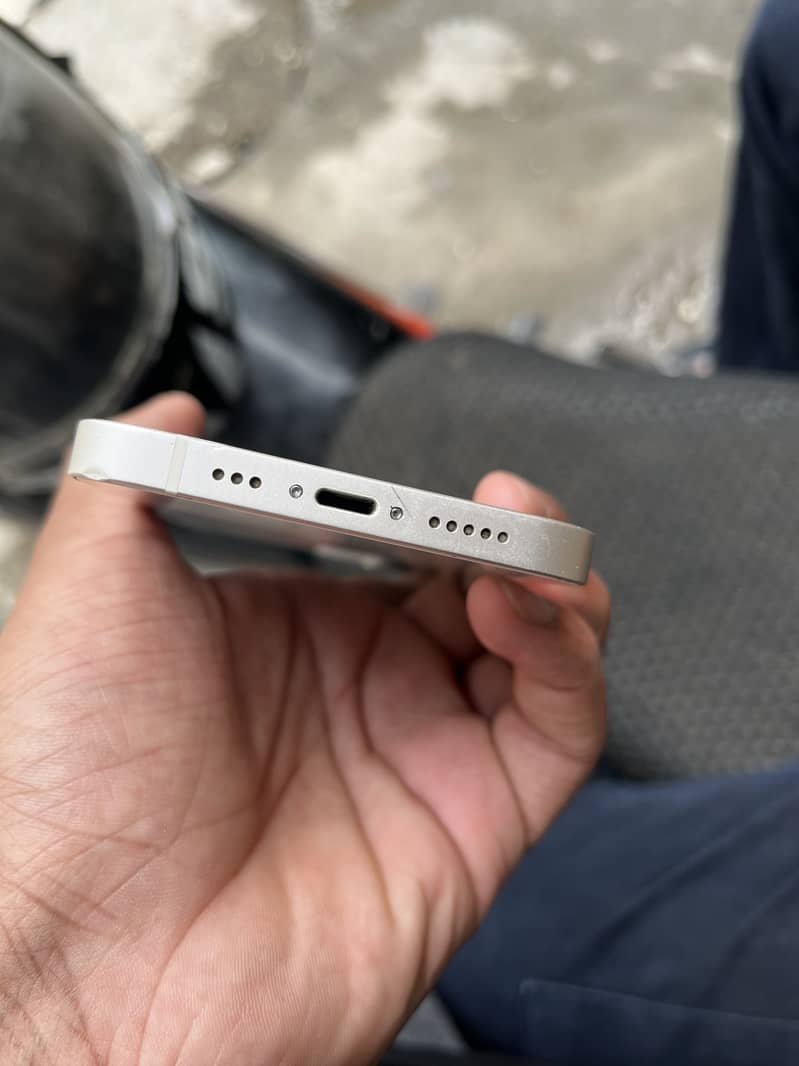iPhone 12 2