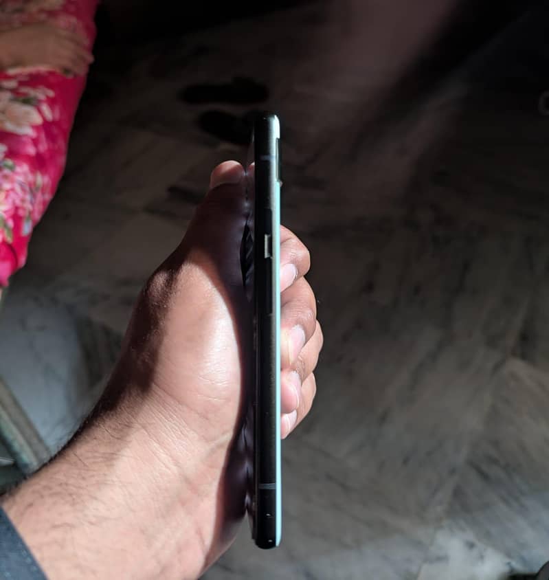 Mobile 3