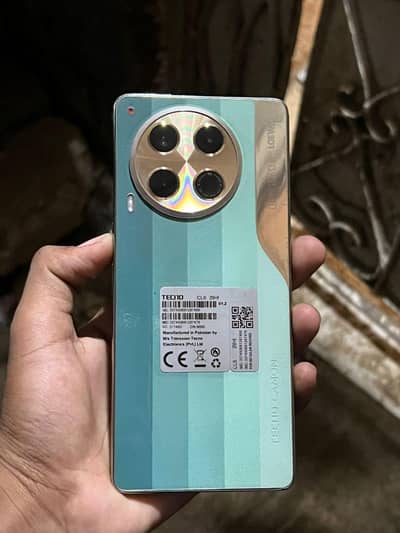 Tecno camon 30 with Box original charger 70watt