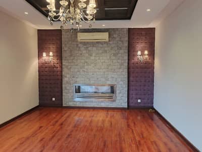 Luxury 10 Marla 4 Bed Room House For Rent On Very Hot Location